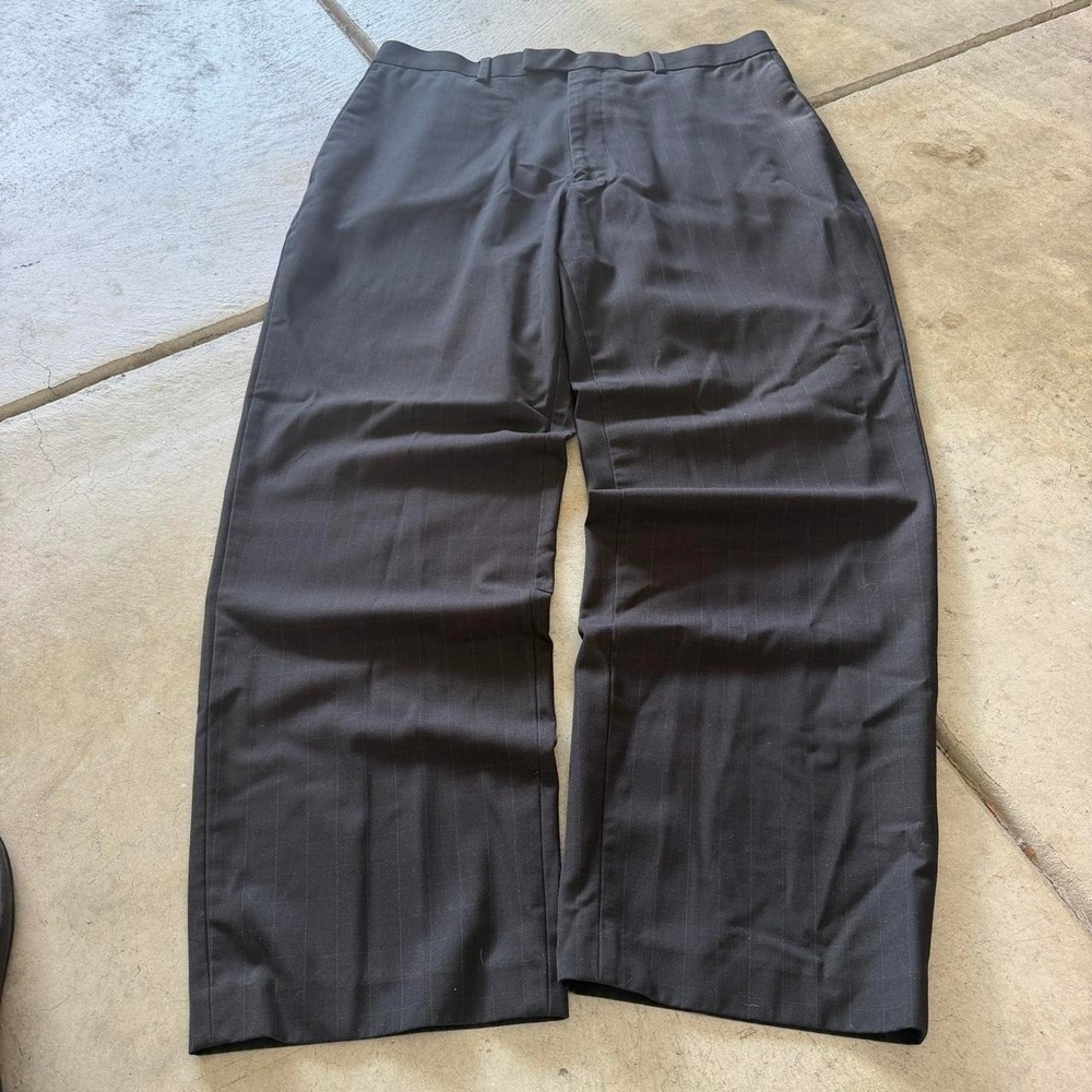 34x29 Black Baggy Wide Leg Pinstripe Pleated Dress Pants Y2K Grunge 2000s Vintag